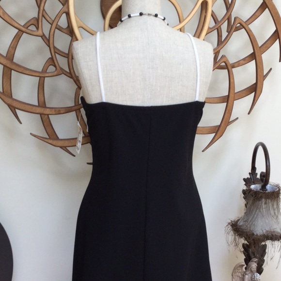 HOST PICK 🎉💕🎉PRICE LOWERED…NWT lovely Pre’ Black/White Party Dress SZ L - Picture 3 of 5